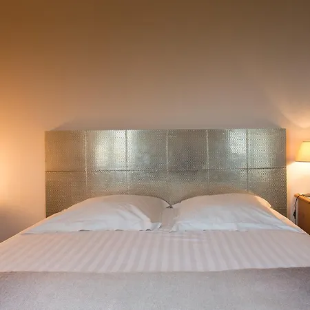 D'hotes La Maison Hippolyte Bed & Breakfast Parigi